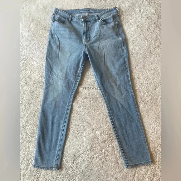Old Navy Denim - Old Navy hi-rise WOW super-skinny jeans